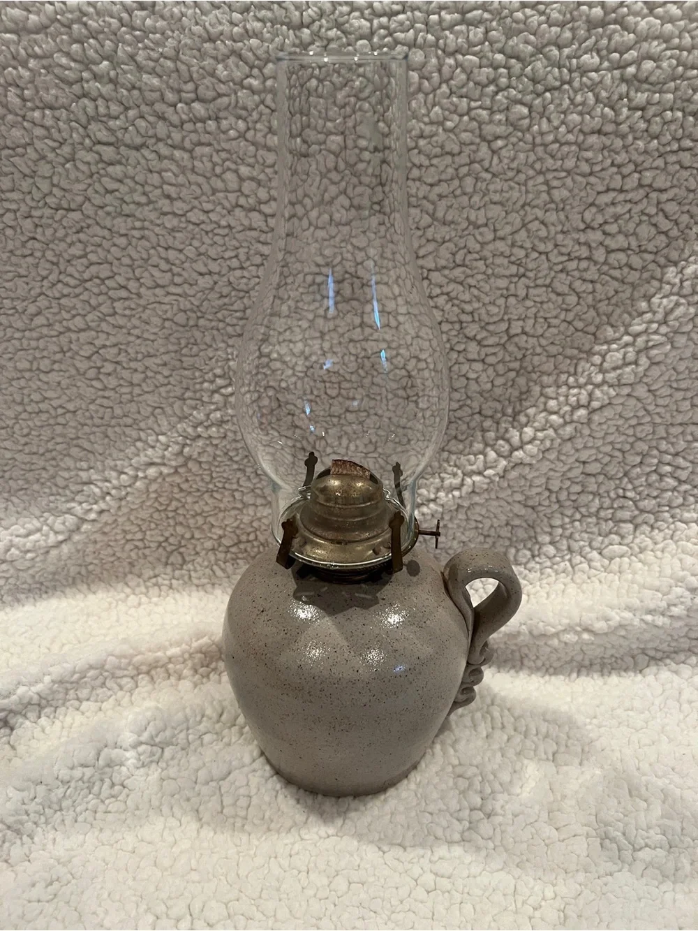 Salmon Falls Stoneware Blueberry Basket Oil Lamp 1995 with Chimney & Wick